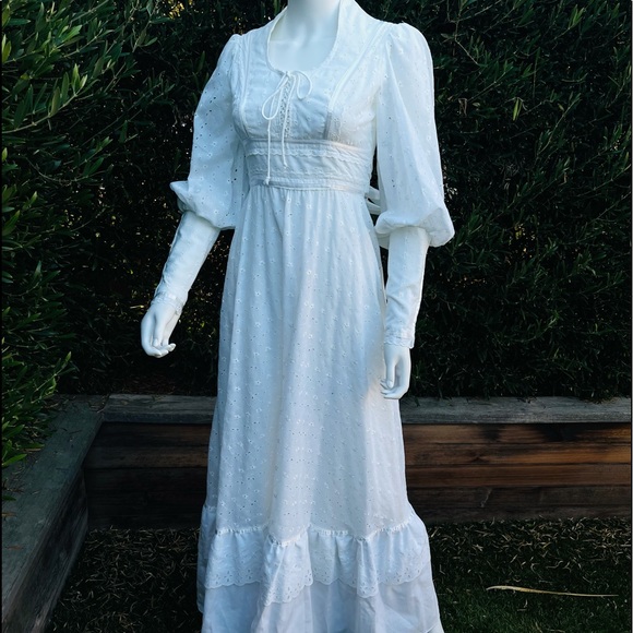 Vintage White Eyelet Gunne Sax Dress by Jessica - Picture 2 of 11